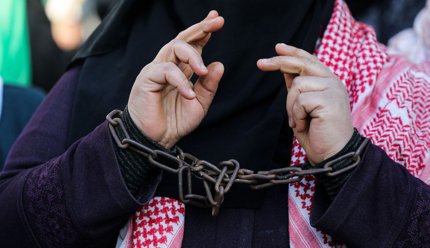 21 أسيرة يتعرضن لجرائم منظمة في سجون الاحتلال الإسرائيلي