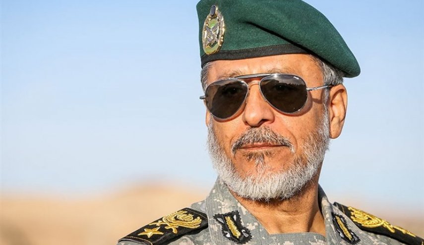 الادميرال سياري: سنعاقب المعتدين إذا تم اتخاذ أي إجراء ضد إيران