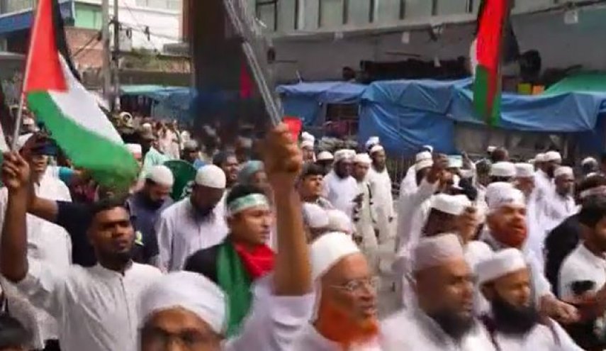 بالفيديو..دكا تشهد مظاهرات ضد المجازر الإسرائيلية في غزة