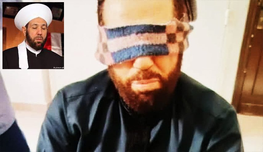 اعتقال مفتي سوريا السابق 'أحمد حسون' في مطار دمشق الدولي