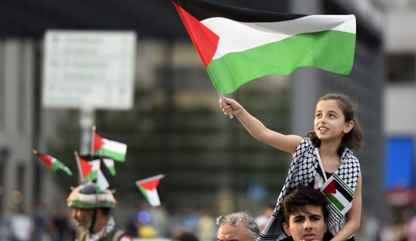 تقرير خطير..كم عدد الفلسطينيين بالعالم وكم انخفض عددهم خلال العدوان؟