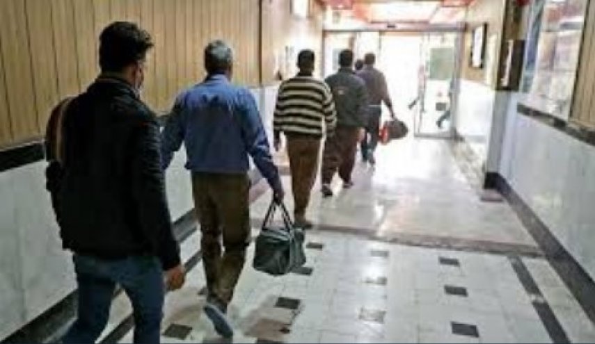 نقل 43 سجينا من العراق الى ايران