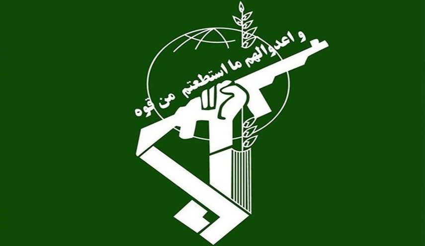 حرس الثورة يعلن احتجاز ناقلتي نفط في مياه الخليج الفارسي
