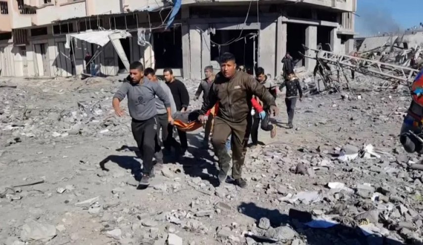 مجزرة جديدة.. عشرات الشهداء بينهم أطفال في قصف استهدف عيادة أونروا بجباليا
