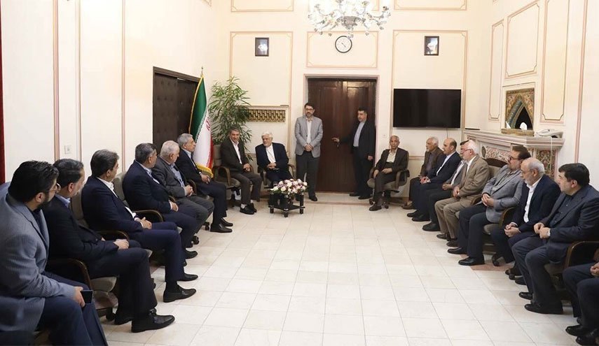 عارف: على اميركا الكف عن سياسة العقوبات والتهديد الخاطئة

