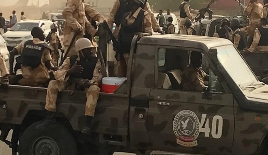 السودان.. الدعم السريع تعلن سيطرتها على مخيم 