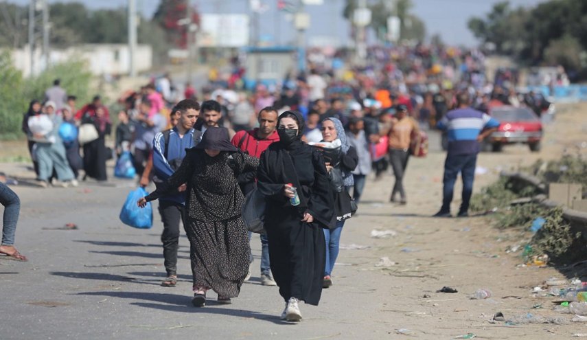الأورومتوسطي:'إسرائيل' تنفذ تهجيرًا قسريًا في غزة وتسوقه كهجرة طوعية
 