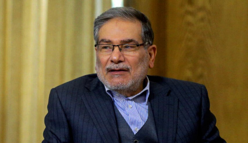 شمخاني: مفاوضات مسقط، فرصة لتحقيق السلام في ملفات معقدة