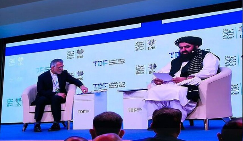 أميرخان متقي: أفغانستان ملتزمة بمعاهدة 'هيرمند' وتقدّر استضافة إيران للاجئين