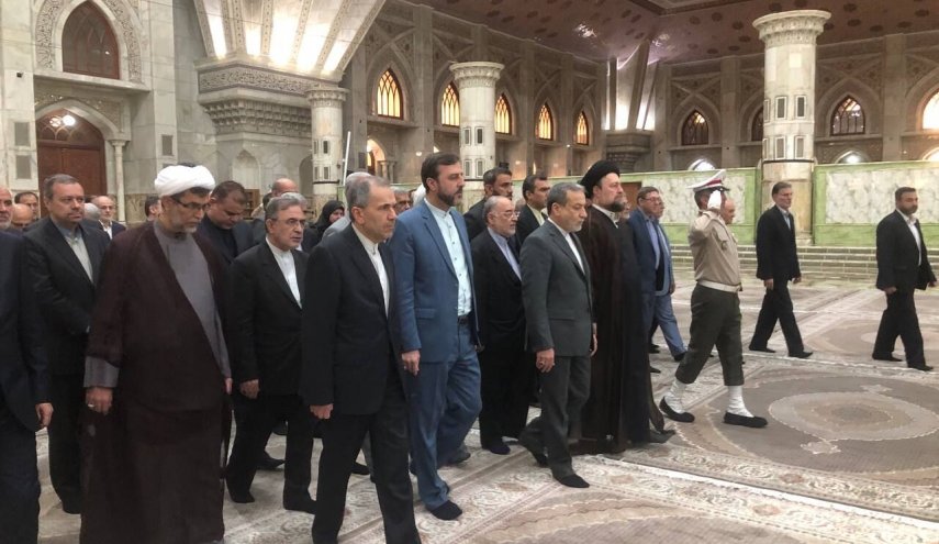 عراقجي وكوادر السلك الدبلوماسي يجددون العهد مع مبادئ الإمام الخميني (ره)