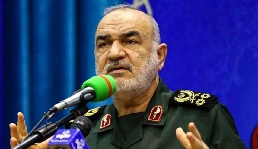 سرلشکر سلامی: عمق هدف دشمن را می‌بینیم/ برای هر سناریویی آماده هستیم