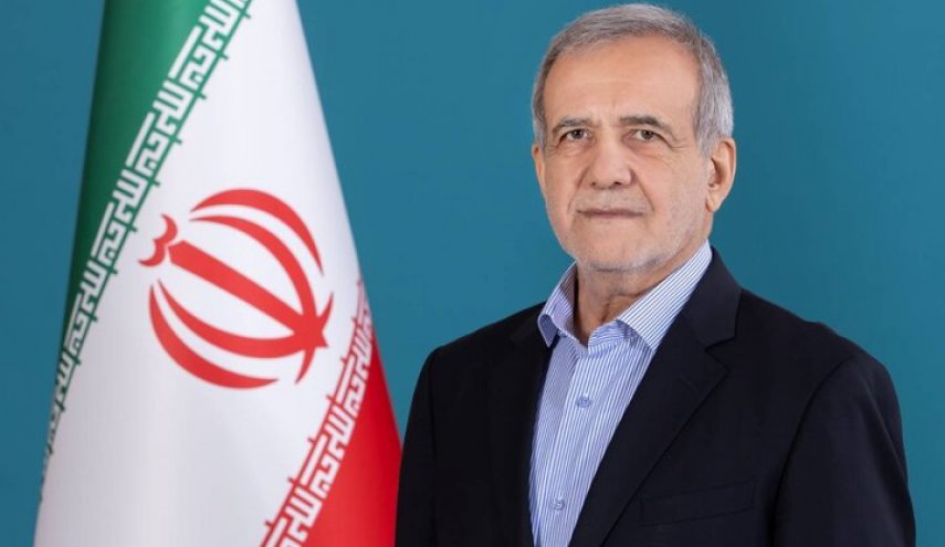 الرئيس بزشكيان يعزي بحادث تحطم طائرة ركاب في روسيا