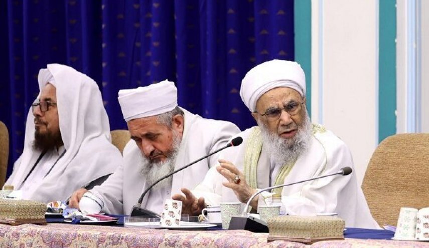 علماء السنة في سيستان وبلوشستان يدينون هجوم زاهدان الإرهابي