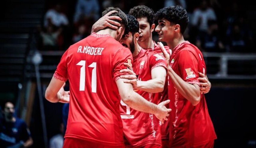 إيران بنصف النهائي: منتخب الكرة الطائرة يواصل الإبهار في بطولة العالم