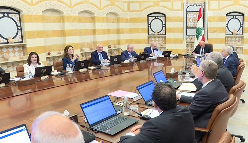الحكومة اللبنانية تواصل اجتماعها لبحث حصرية السلاح وملفات أخرى
