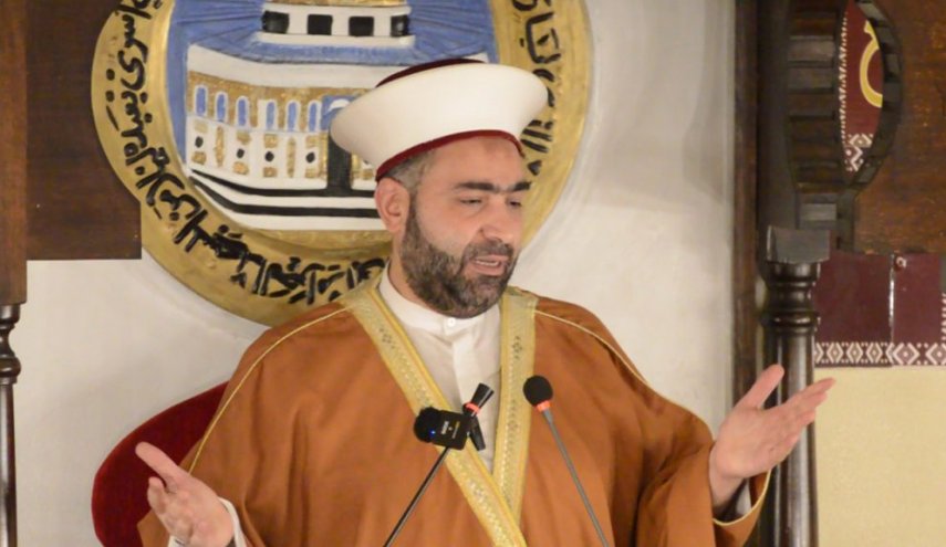الشيخ القطان: لا يجوز شرعًا تسليم قوتنا لكي يدمرها العدو