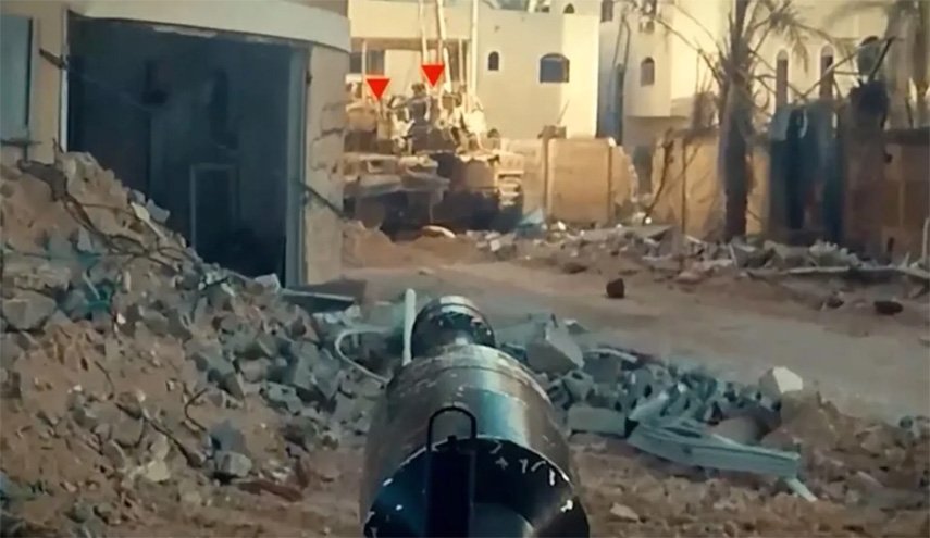 القسام وألوية الناصر تقصفان آليات الاحتلال في حي الزيتون وخانيونس