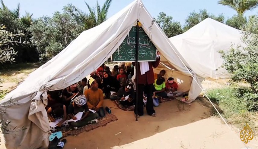 الأونروا تحذر من ضياع جيل كامل: 660 ألف طفل بغزة خارج المدارس
