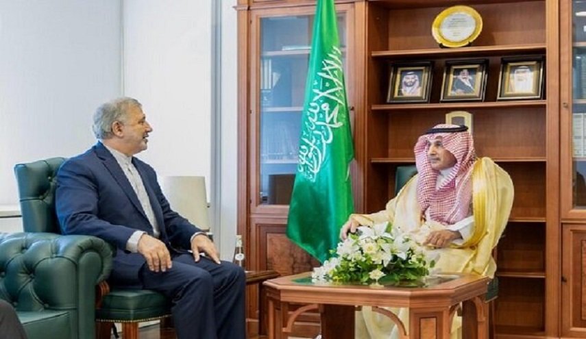 إيران والسعودية تجریان مشاورات لتعزيز العلاقات الثنائية