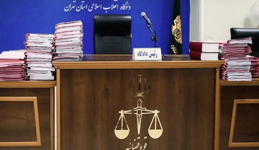 القضاء الإيراني يصدر الحكم الإبتدائي على فرنسيين اثنين بتهمة التجسس