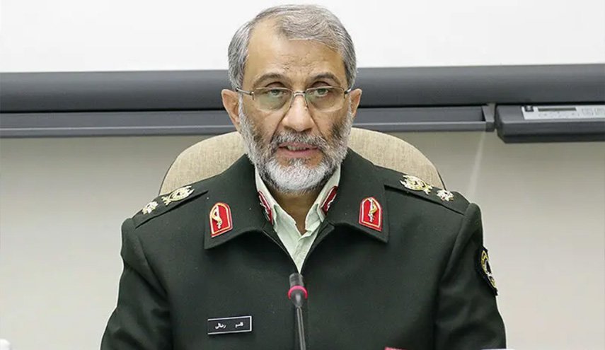 الشرطة الإيرانية نتعامل بحزم مع حيازة السلاح غير المرخص