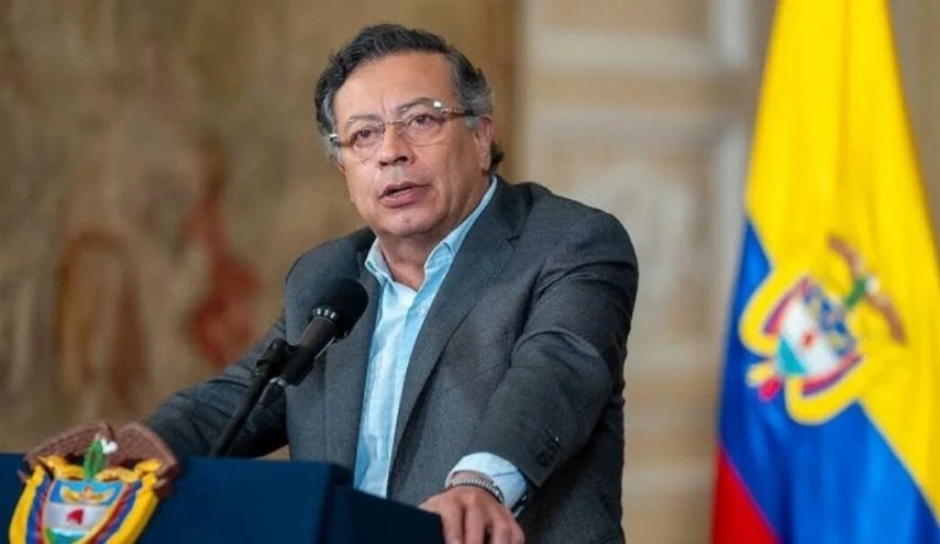 بيترو يهاجم ترامب: 'السلام الأمريكي' فشل في حل الصراعات العالمية
