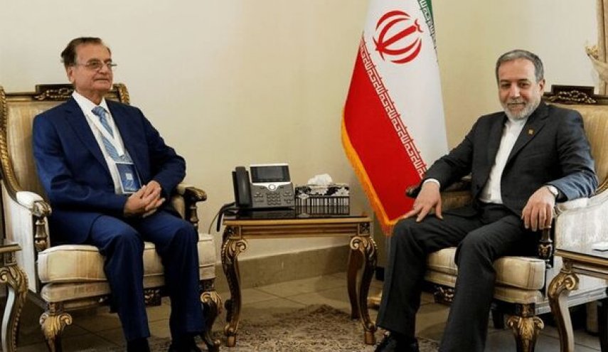 عراقجي يؤكد دعم ايران للحكومة والشعب والمقاومة في لبنان 

