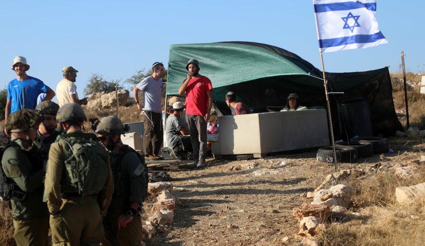 مستوطنون يقيمون بؤرة استيطانية جديدة شرق القدس المحتلة