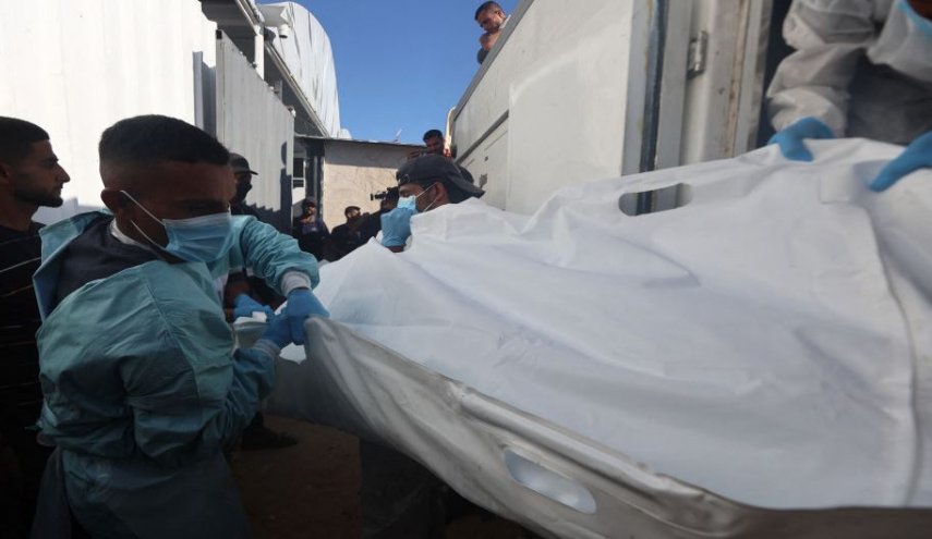 غزة: استلام 15 جثماناً لشهداء عبر الصليب الأحمر