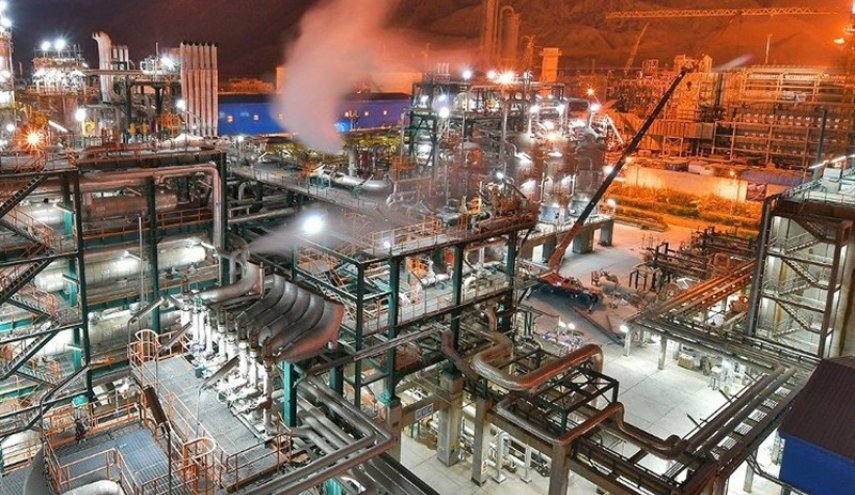 95٪ من المعدات الاساسية لقطاع البتروكيماويات تُنتج محلياً في ايران
