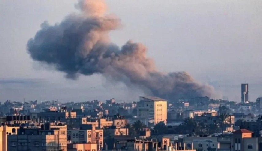 إعلام سوري: قذائف مجهولة المصدر سقطت في محيط مطار المزة بدمشق