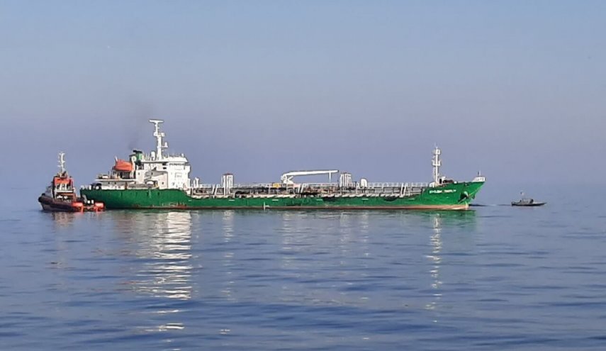 ايران: احتجاز سفينة أجنبية تحمل 6 ملايين لتر من الوقود المهرب في بحر عُمان