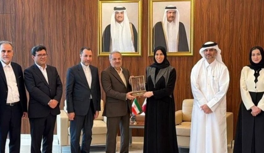 أكبر المدارس الإيرانية بالخارج تفتتح بهذا البلد العربي..