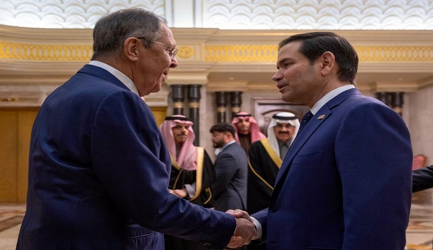 عقبات تحبط خطة السلام الأمريكية في أوكرانيا
