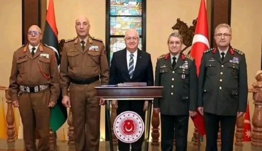 من هو رئيس الأركان الليبي ومن كان برفقته في الطائرة المنكوبة؟