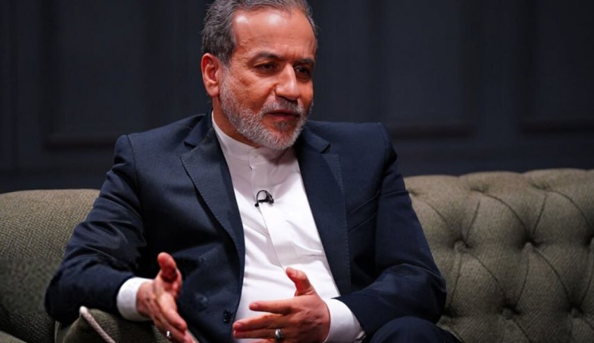 عراقجي يرد على أورتاغوس:مد اليد للدبلوماسية لا يعني إرسال قاذفات!