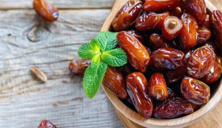 تعرف على فوائد تناول التمر عند الإفطار في رمضان