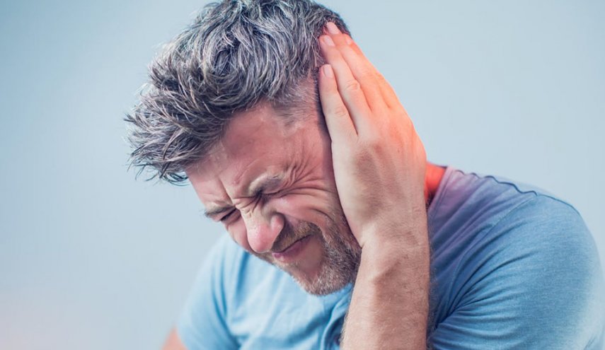 طنين الأذن.. متى يكون عارضا ومتى يستدعي الإنتباه؟