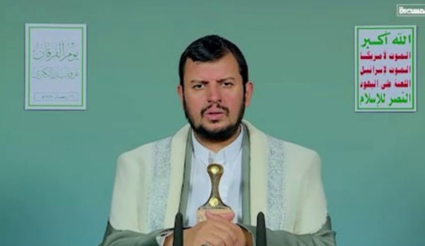 السيد الحوثي: نقف إلى جانب إيران وأيدينا على الزناد في أي لحظة