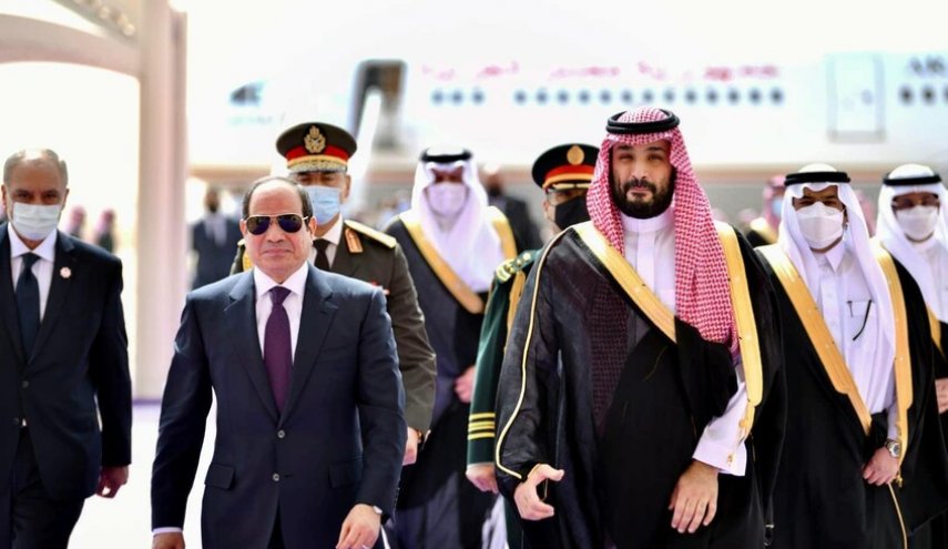 مصر تحذر من مخطط خارجي يستهدف ضرب علاقاتها بدول الخليج الفارسي