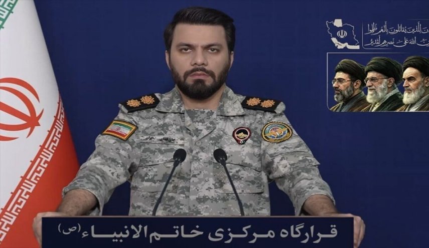 مقر خاتم الأنبياء يطالب شعوب المنطقة بالإبلاغ عن مخابئ الأمريكيين بعد تدمير مواقعهم