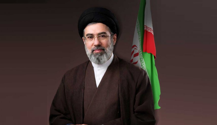 قائد الثورة: الشعب الإيراني البطل مزج 