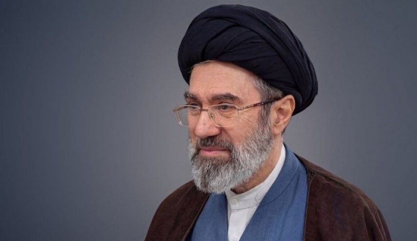 قائد الثورة: لن نتنازل عن حقوقنا المشروعة وننظر لكل جبهة المقاومة كيانا موحدا