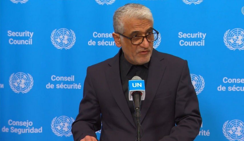 ايرواني: الحصار البحري الأمريكي انتهاك لوقف إطلاق النار