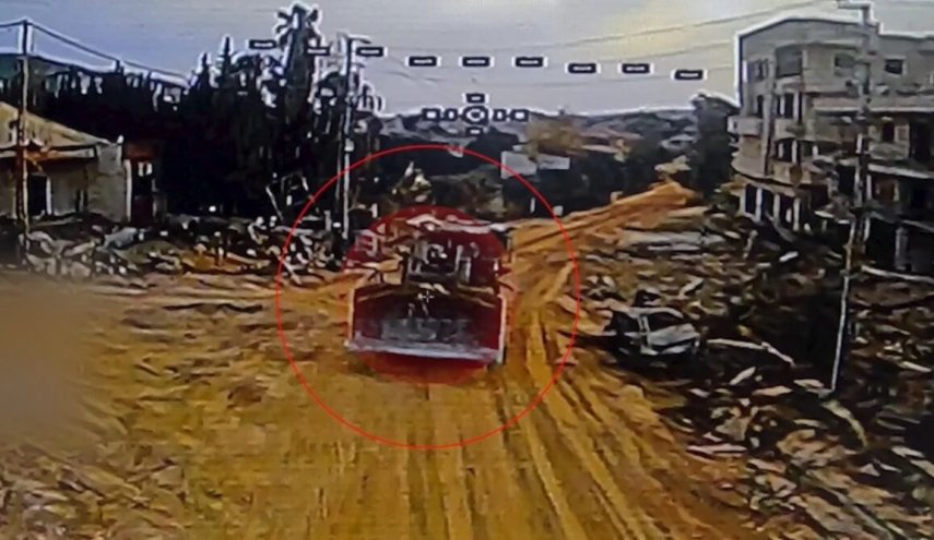 المقاومة الاسلامية تستهدف جرافة D9 ودبابة ميركافا جنوب لبنان
