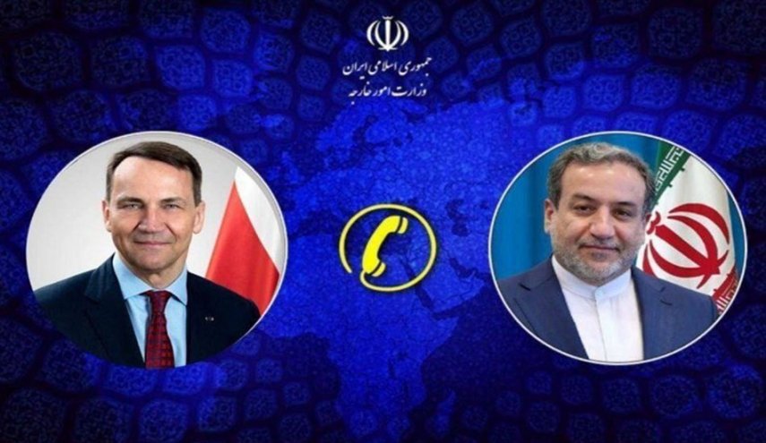عراقجي لنظيره البولندي: على دول العالم إدانة أعمال القرصنة البحرية الأمريكية وتهديدها للملاحة الدولية