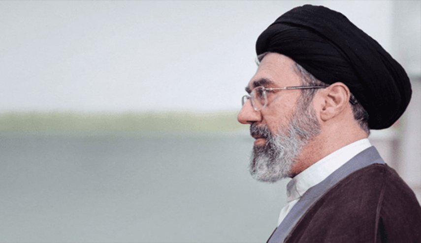 قائد الثورة يحدد 10 نقاط استراتيجية حول الخليج الفارسي ومضيق هرمز