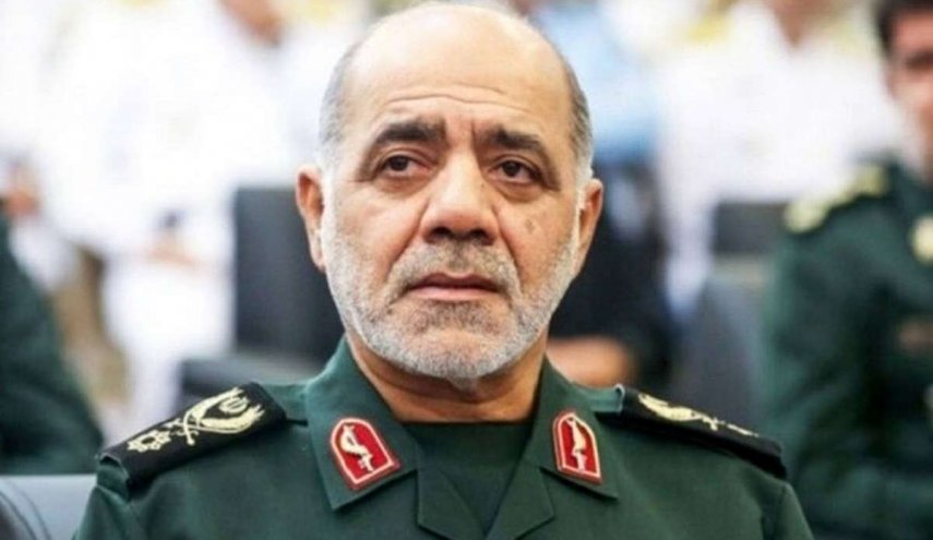 قائد مقر خاتم الأنبياء يحذر الأعداء من ارتكاب أي خطأ جديد ويتوعدهم برد أشد
