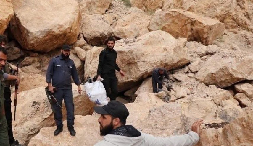 العثور على مقبرة جماعية داخل مقلع مهجور في عش الورور بدمشق