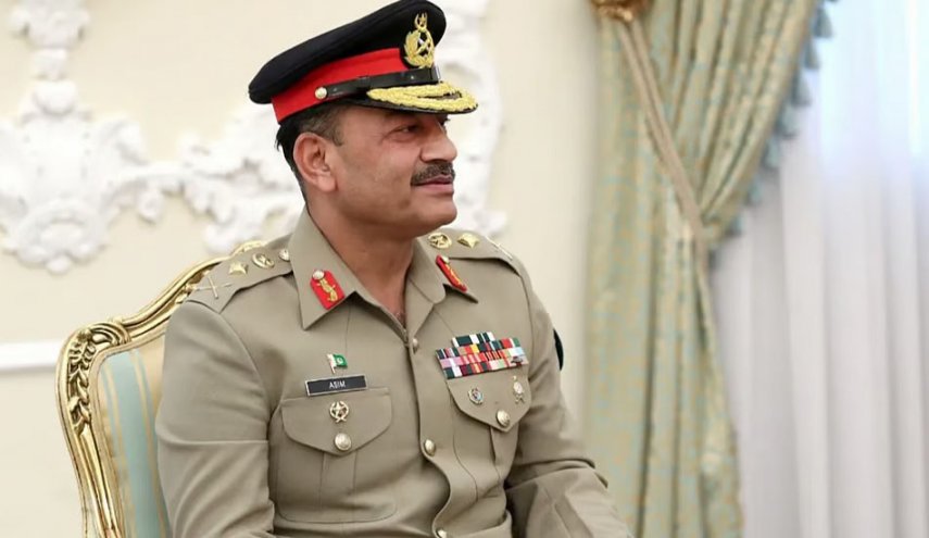 قائد جيش باكستان يصل طهران اليوم لإجراء محادثات مع مسؤولين إيرانيين